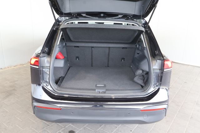 Volkswagen Tiguan 1.5 eTSI Life AID+ACC+SIDE+360°+CARPLAY