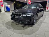BMW 320d Sport line Automatik/18M-Felge/Garantie9/26