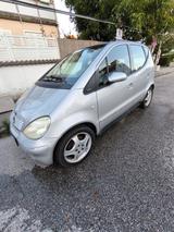 Mercedes-Benz A 190 AVANTGARDE Automatik Panorama, wenig KM - gebrauchte Mercedes-Benz A 190 aus dem Jahr 2001