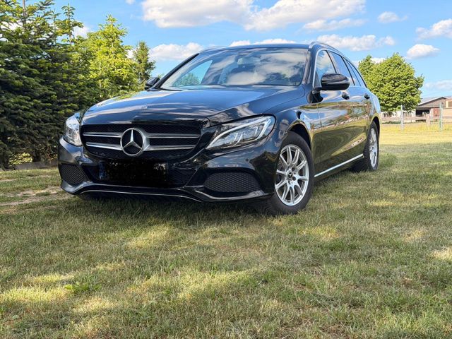 MERCEDES-BENZ C 220 d 4MATIC T AVANTGARDE Autom. AVANTGARDE