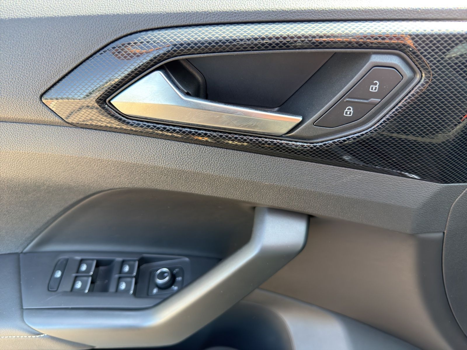 Volkswagen T-Cross - Bild 9
