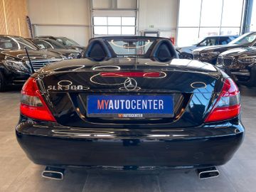 Mercedes-Benz SLK 300 Roadster *BI-XENON*SHZ*LEDER*PDC*