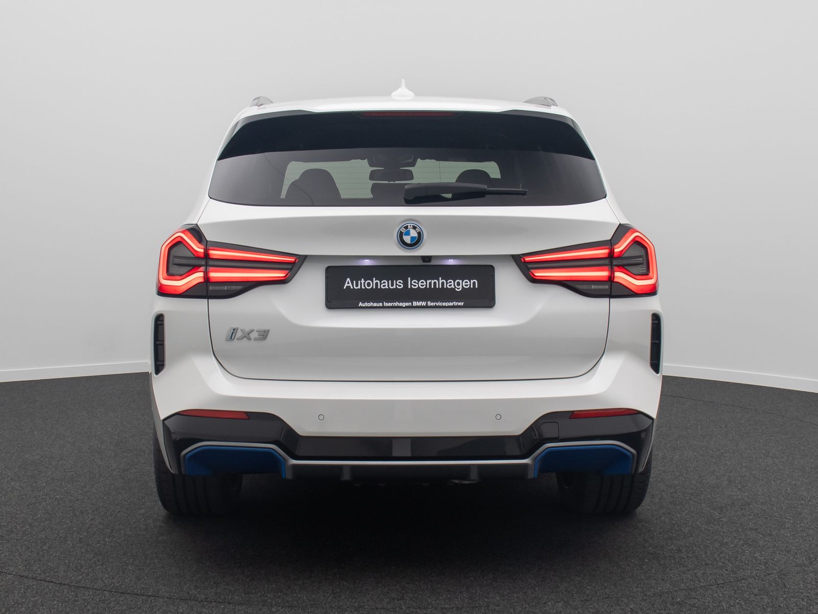 Fahrzeugabbildung BMW iX3 Impressive 360° HUD DAB H/K HUD AHK Panorama