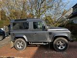 Land Rover Defender - Land Rover Defender: Vollleder