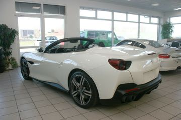Fahrzeugabbildung Ferrari Portofino Carbon, Kamera, 20Zoll, LED-Lenkrad
