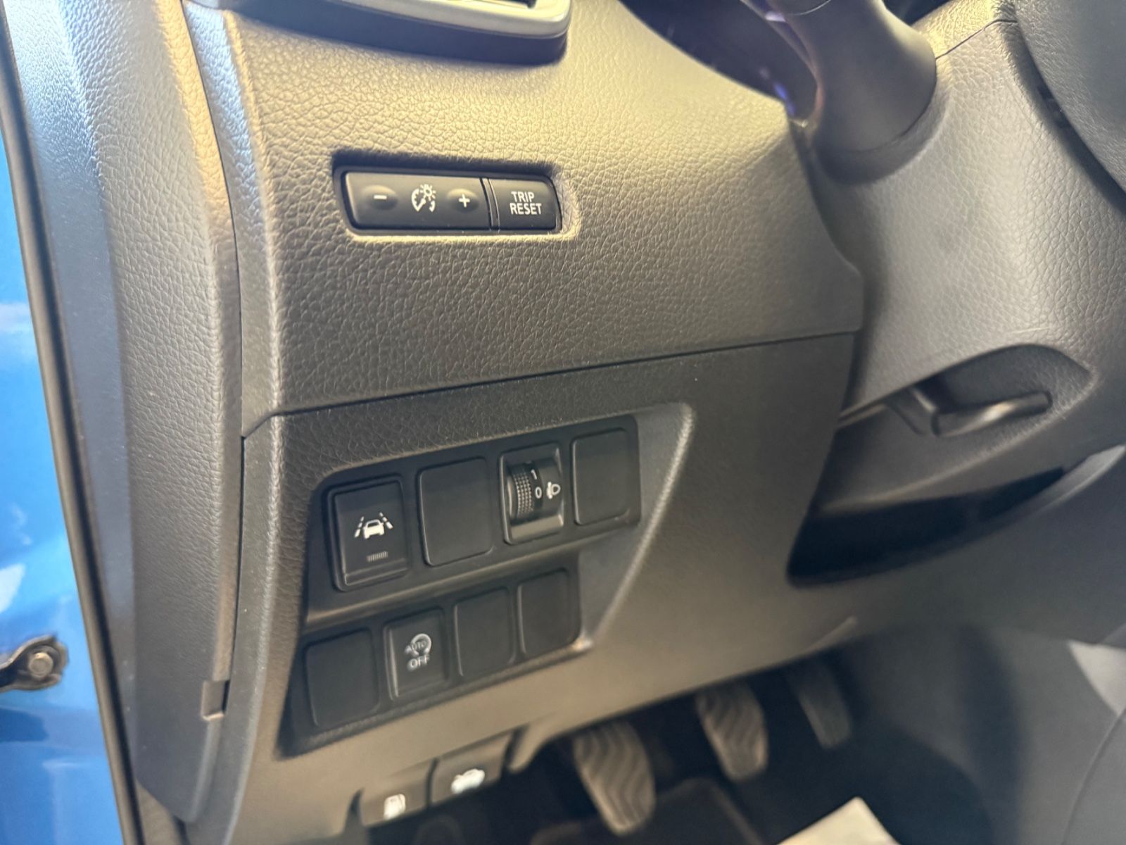 Fahrzeugabbildung Nissan Qashqai N-Connecta, 360° Kamera, Navi, Winterpa.