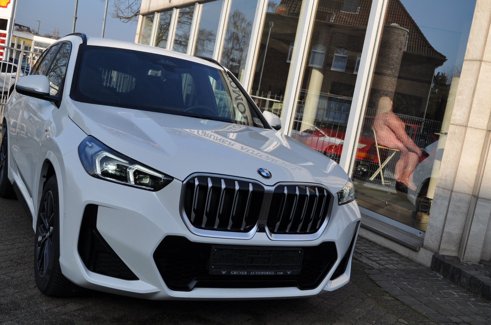 Fahrzeugabbildung BMW X1 20 i sDrive M Sport