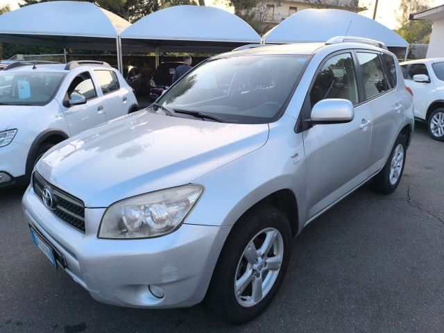 Toyota RAV 4 RAV4 2.2 D-4D 136 CV Luxury