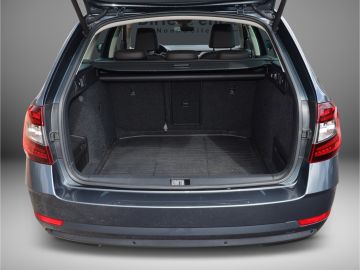Skoda Octavia Combi L&K 4x4 1.8TSI Navi Kamera Pano AH