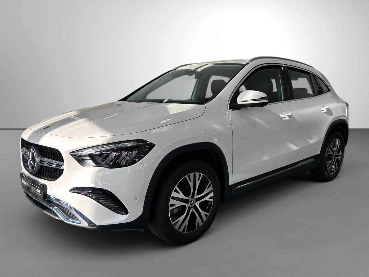 Mercedes-Benz GLA 180 Progressive LED Kamera Winter-Paket