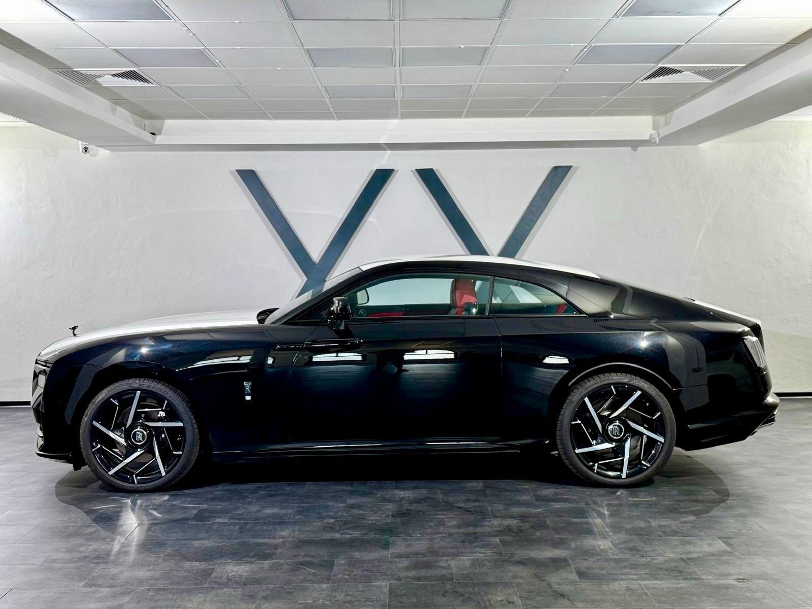Rolls-Royce Spectre - Black Badge Spectre foto 3