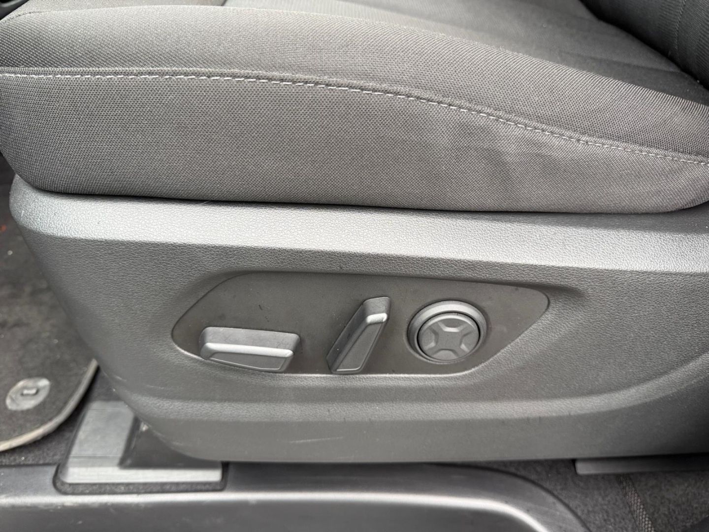 Fahrzeugabbildung Hyundai STARIA Trend 2.2 CRDi 9-SITZER+360°CAM+LED+ACAA