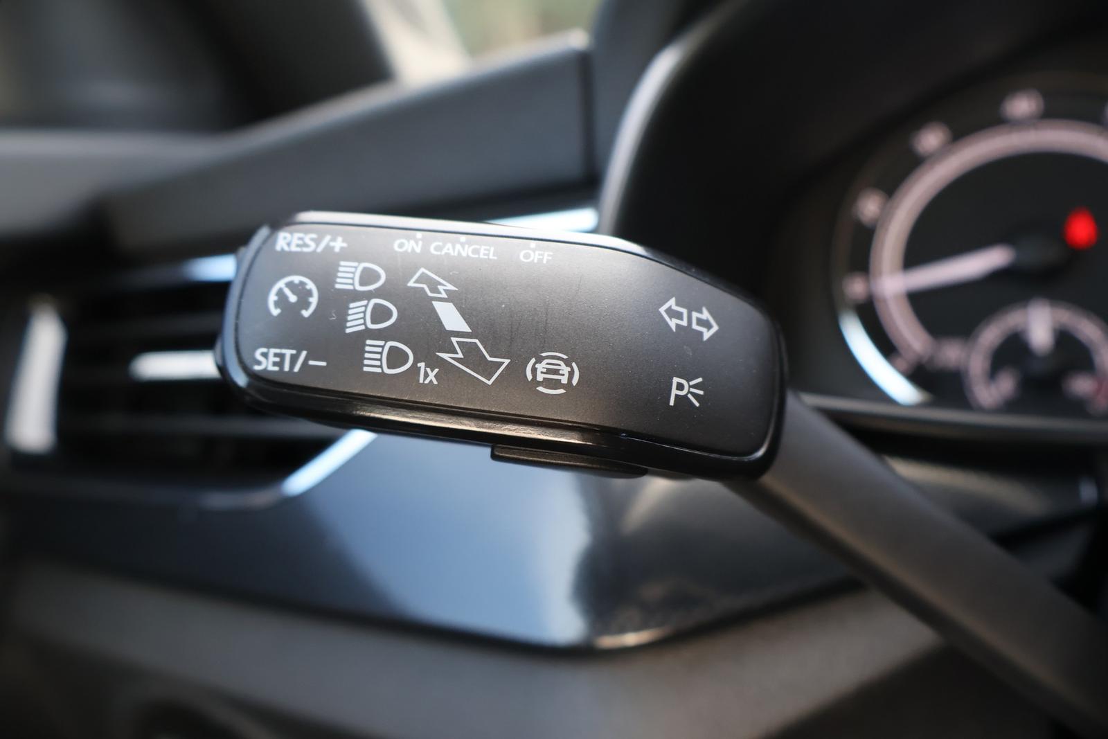 Skoda Scala 1.5 TSI Style LED Sitzheizung Tempomat PDC
