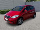Mercedes-Benz A 150 CLASSIC - rote Mercedes-Benz A 150