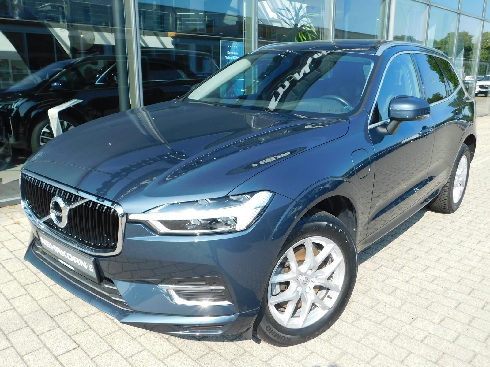 Volvo XC60 T8 Twin Engine Momentum foto 2