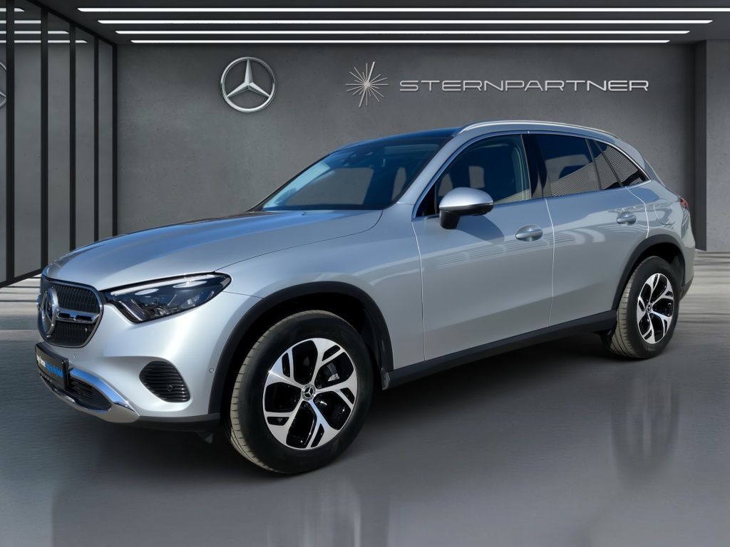 MERCEDES-BENZ GLC 300 de 4M Sitzklima Pano DISTRONIC AHK D-LED