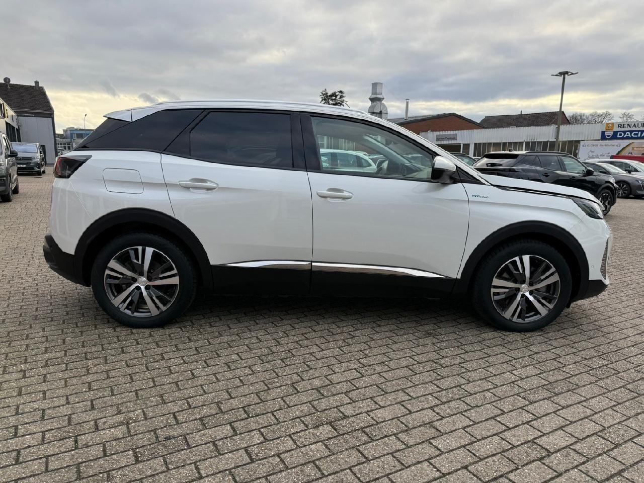 Peugeot 3008 Hybrid 225 Allure Pack