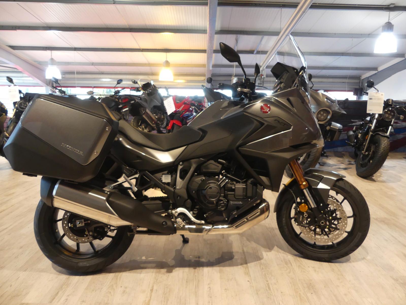 Honda NT1100 DCT E-Fahrwerk Tageszulassung