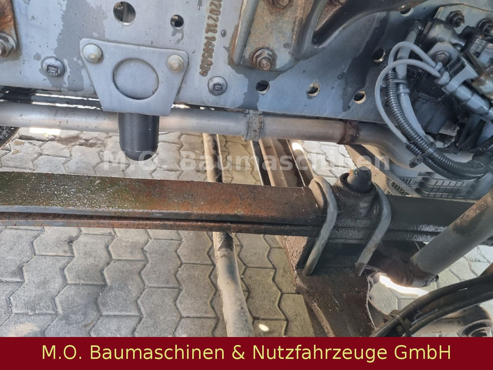 Fahrzeugabbildung Mercedes-Benz Actros 2541 / Saug- & Spühlwagen / 11.000 L /ADR