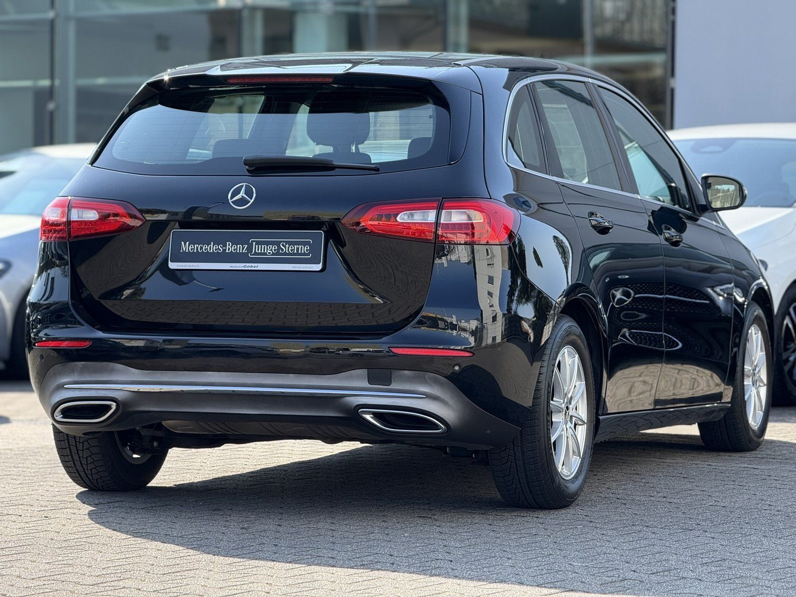 Fahrzeugabbildung Mercedes-Benz B 180 Progressive*AUTOMATIK*NAVI*PDC*SPURHALTE*