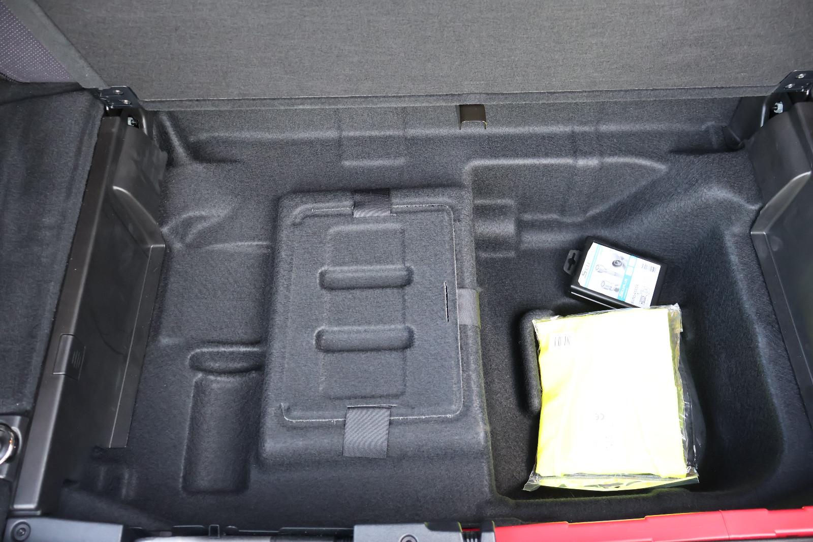Mercedes-Benz E 200 E T-Modell AMG SPORTPAKET  Mild Hybrid
