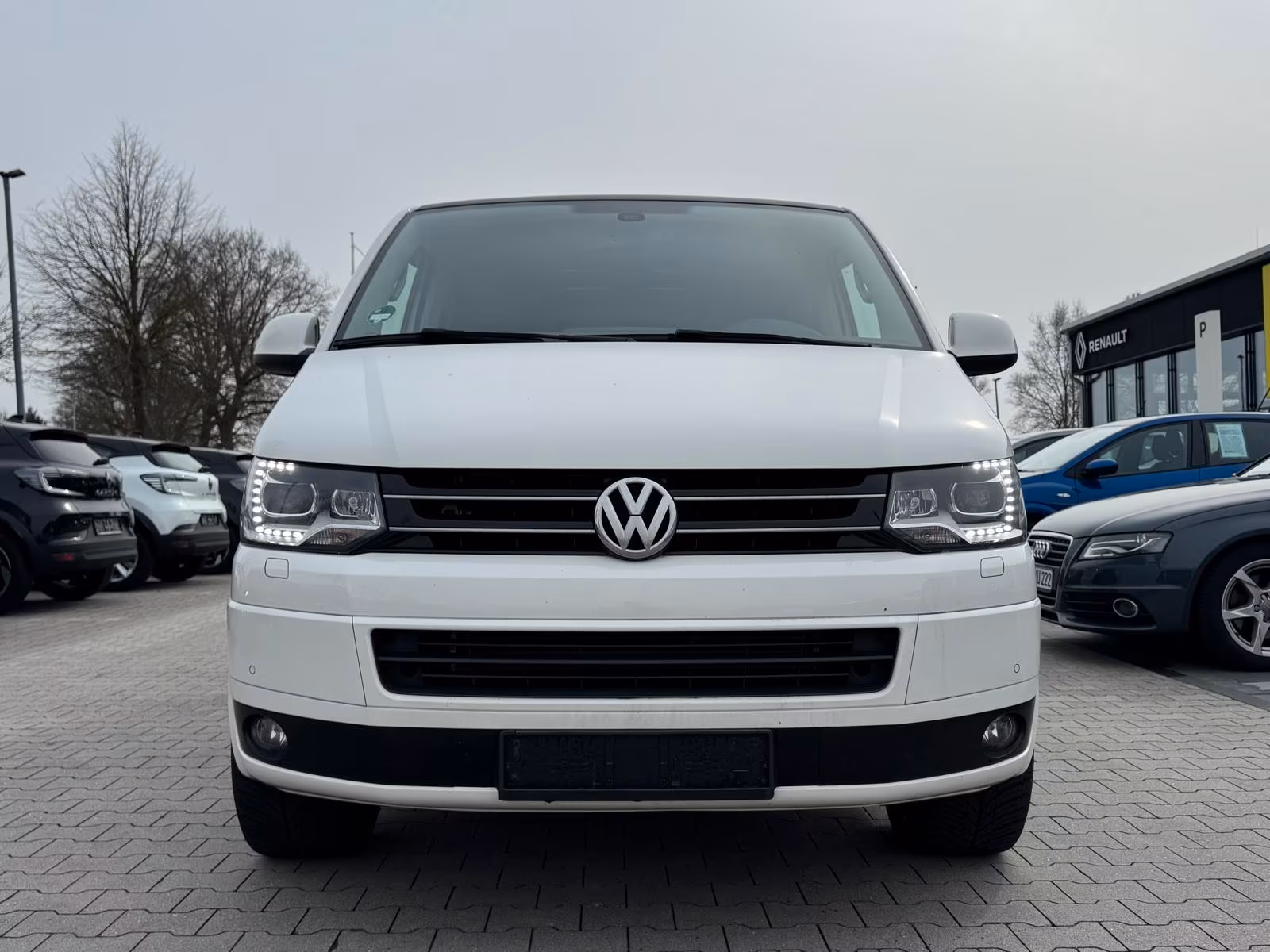 Volkswagen T5 Transporter Bus Multivan Edition 25 | NAVI