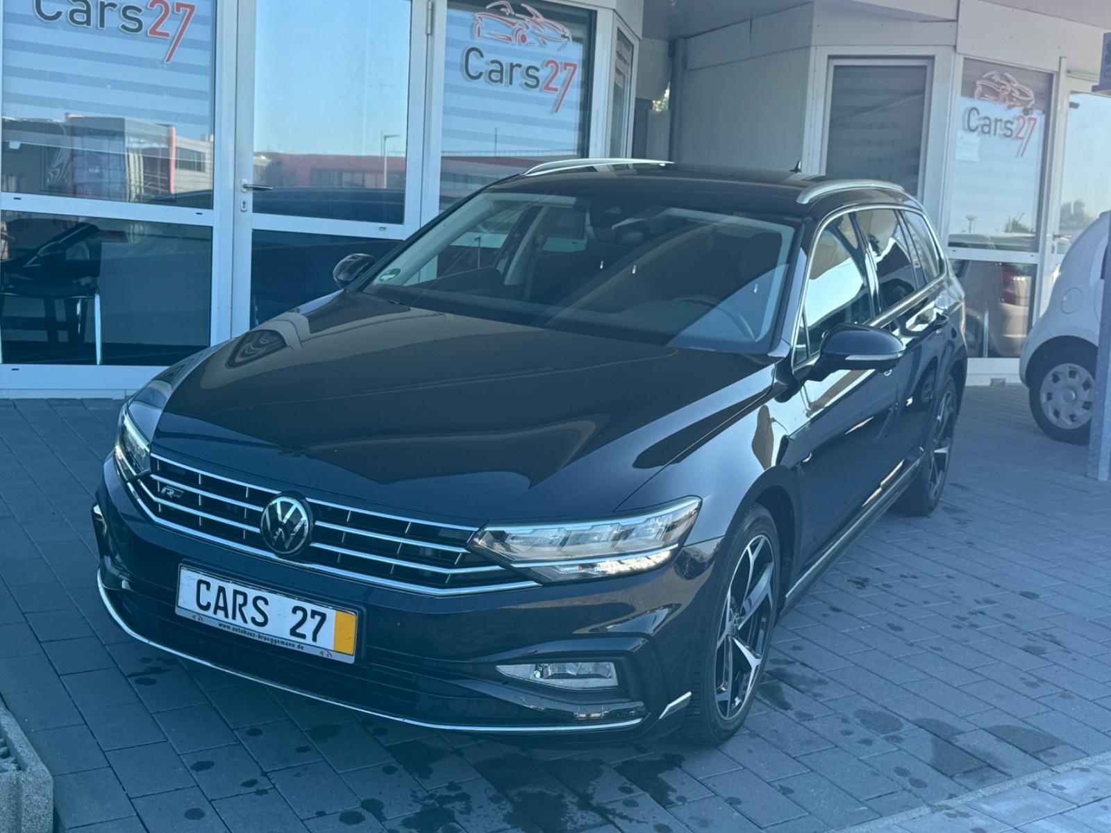 Volkswagen Passat Variant 1.5 R-Line Virt.Co. Navi PDC LED