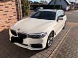BMW 520d MSport*Voll-Service*Pano*CarPlay - BMW 520 in Duisburg