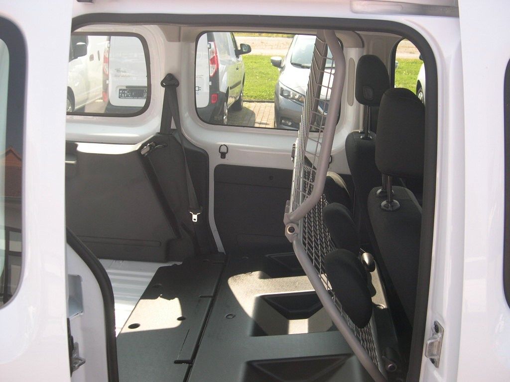 Fahrzeugabbildung Renault Kangoo DoKa ELEKTRO+KLIMA+MIT BATTERIE+