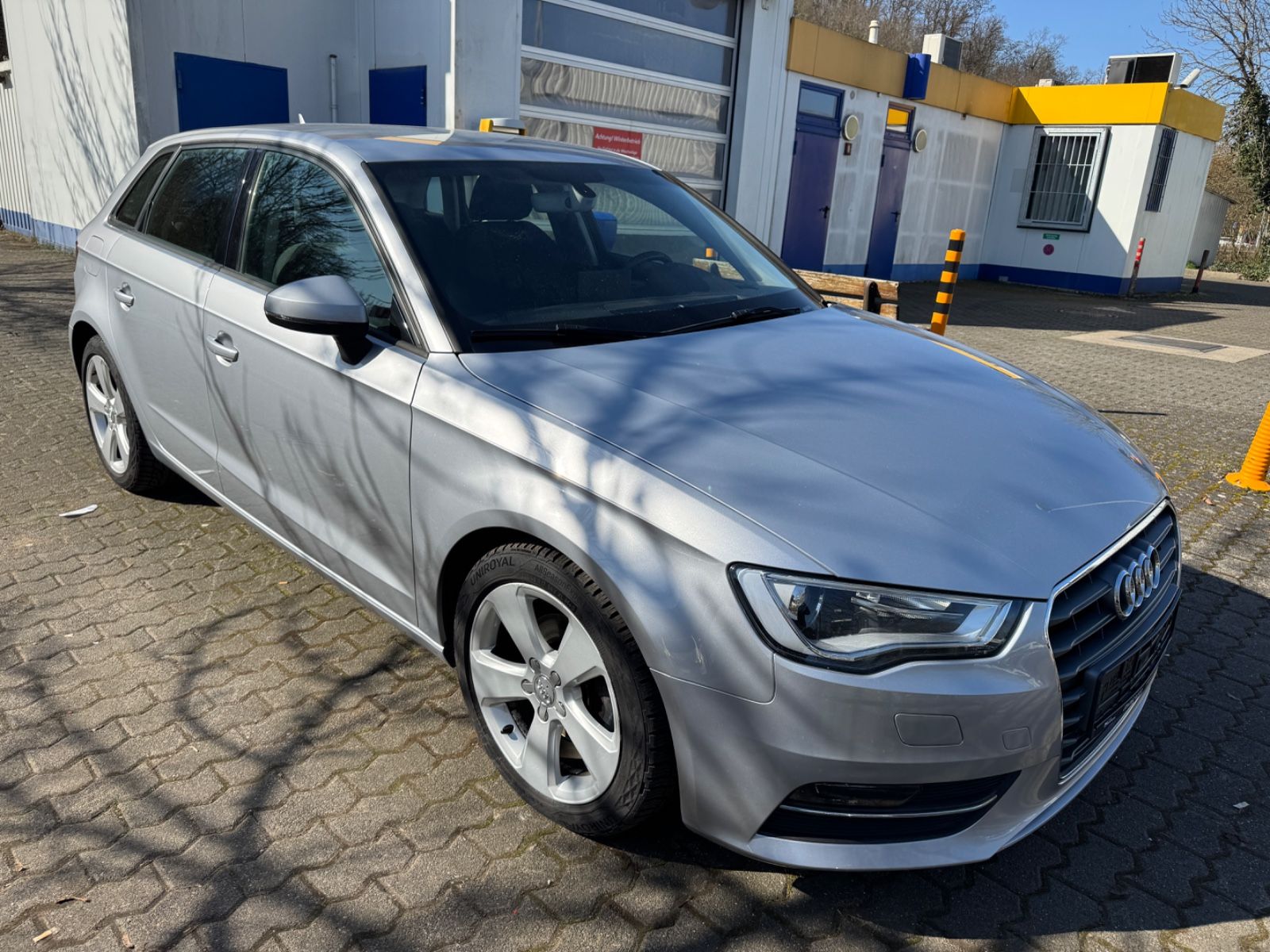 Fahrzeugabbildung Audi A3 Sportback ambition Navi+Xenon+Bluetooth