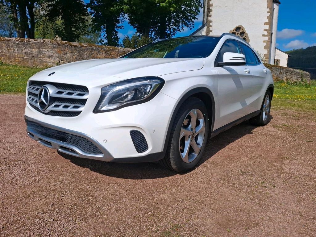 Image of Mercedes-Benz GLA 180