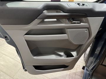 Ford Tourneo Custom 2.0 EcoBlue L1 Titanium