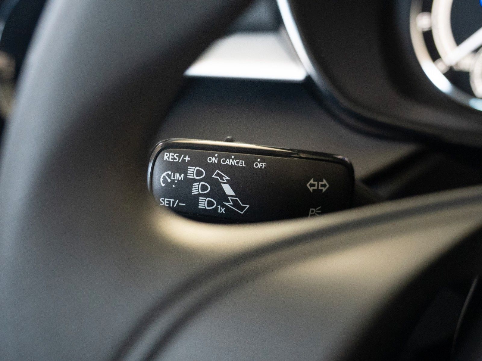 Fahrzeugabbildung SKODA Fabia Ambition KLIMA/DAB/SMARTLINK/LED/TEMPOMAT