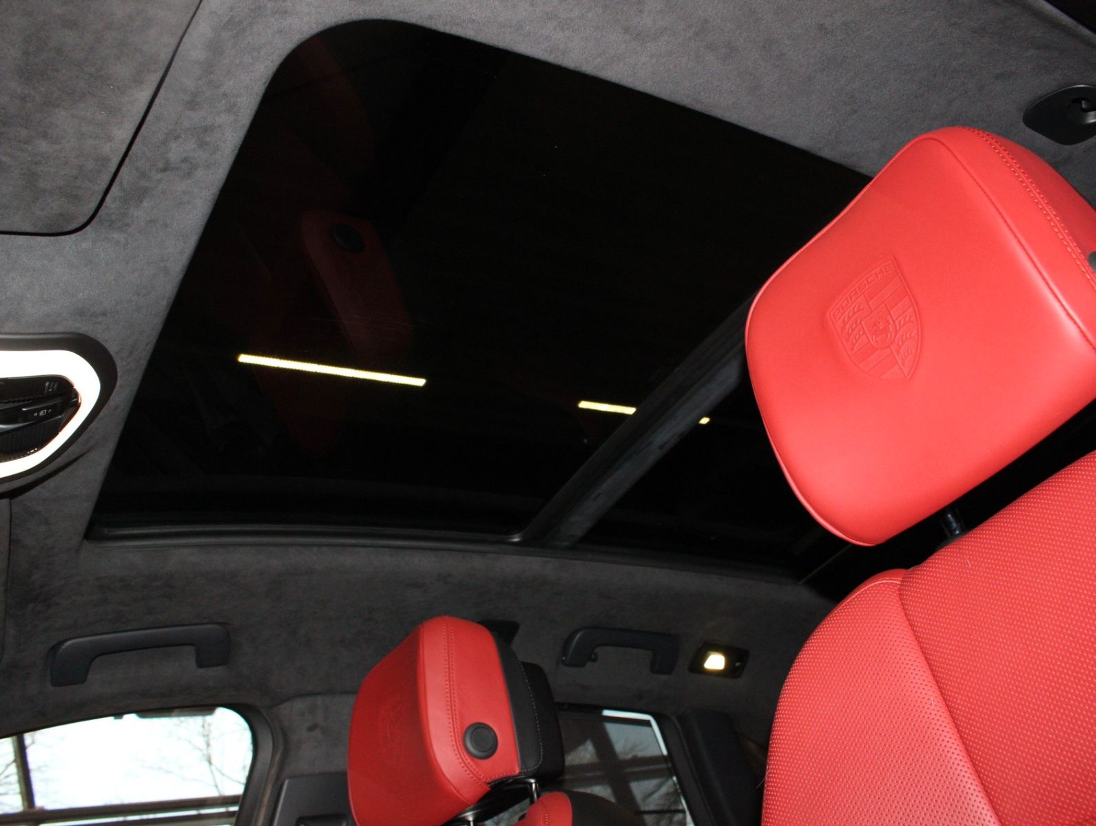 Fahrzeugabbildung Porsche Macan Turbo mit Performance Paket*2.Hand*Kamera
