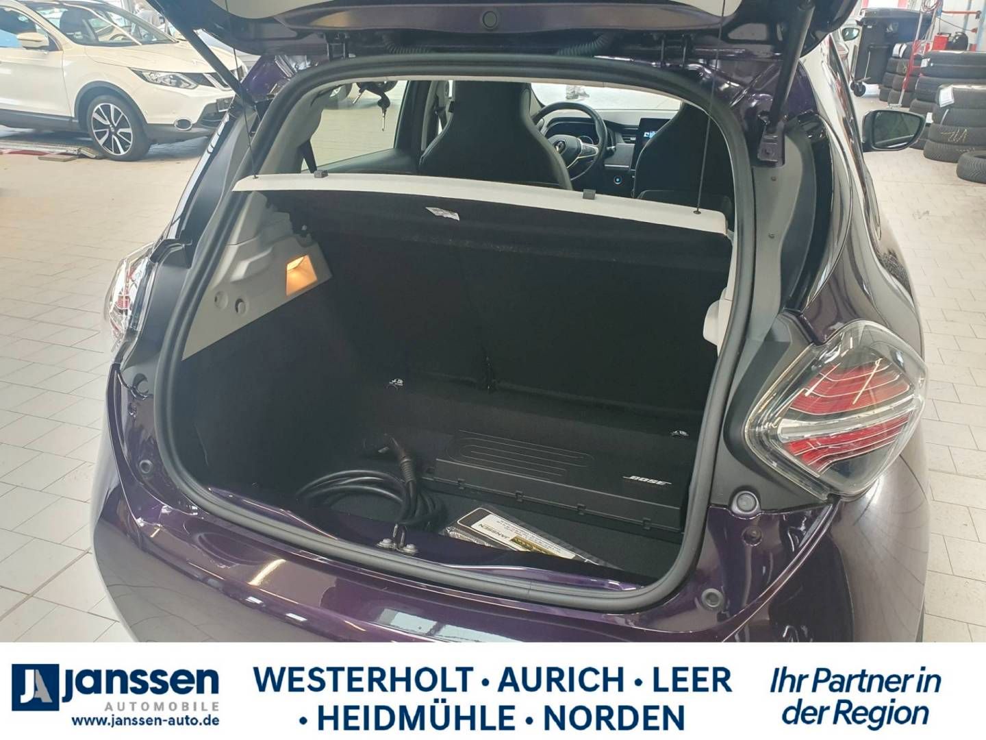 Fahrzeugabbildung Renault ZOE INTENS Batteriemiete R135 Z.E. 50