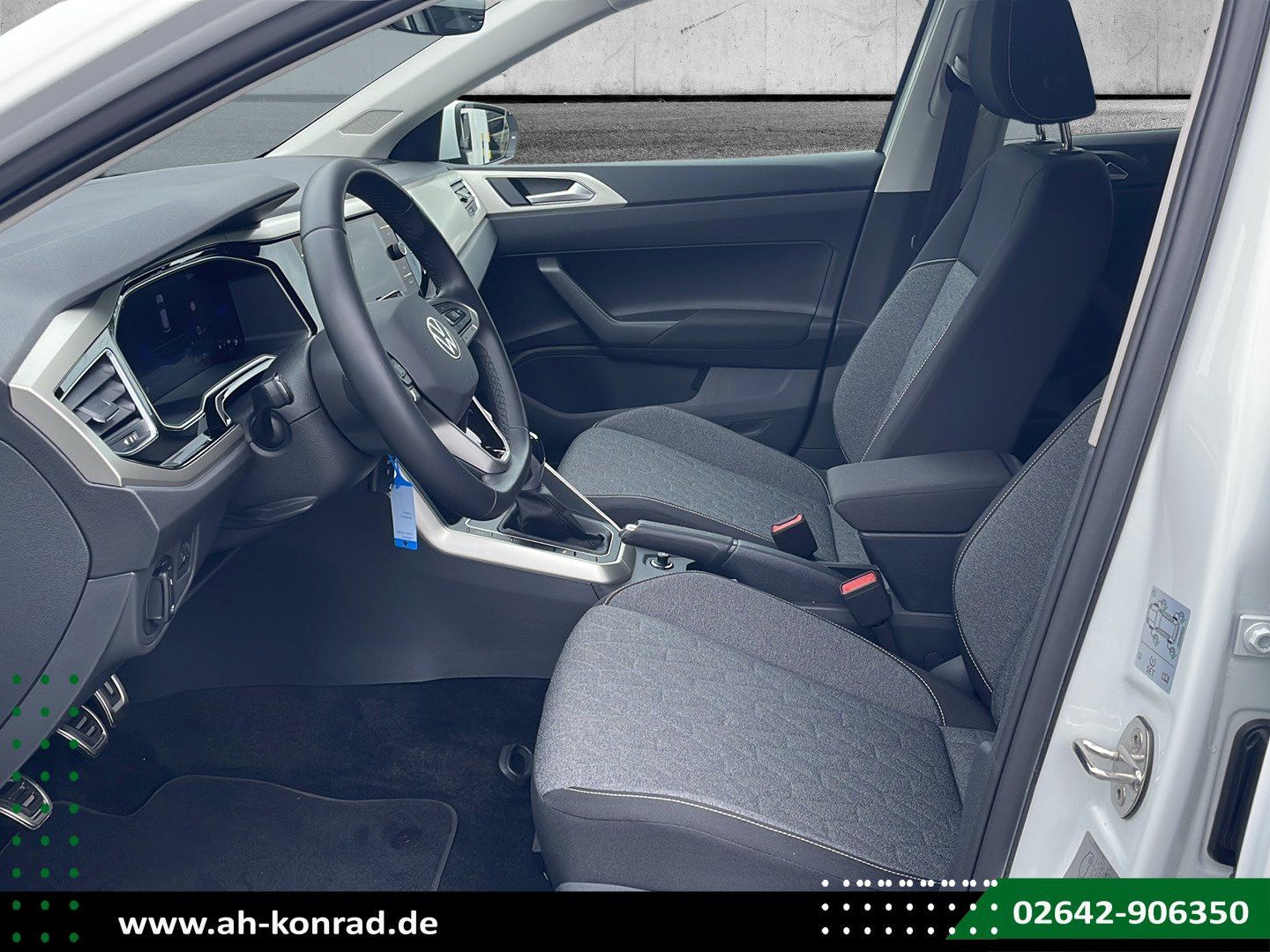 Fahrzeugabbildung Volkswagen Polo VI Move 1.0 TSI*Navi*APP*