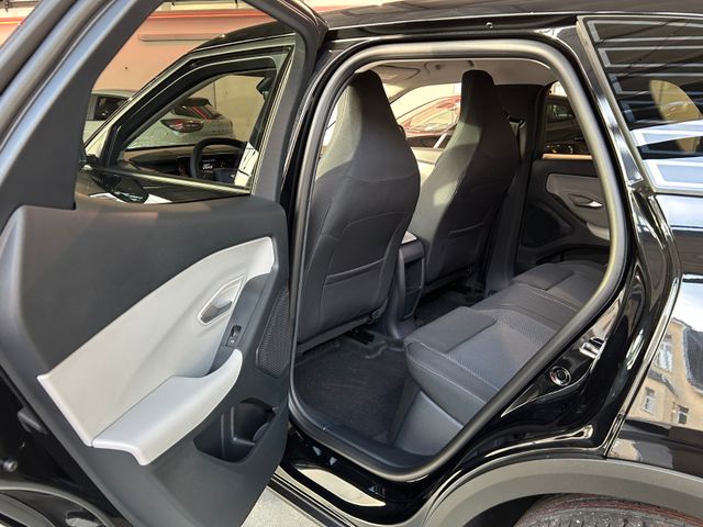Ford Explorer Select RWD