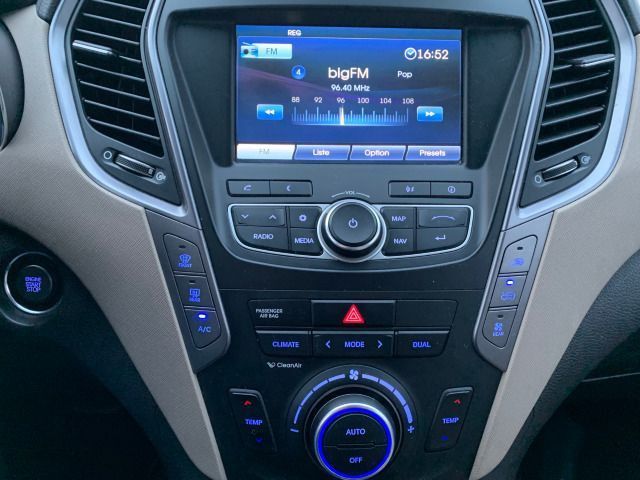 Fahrzeugabbildung Hyundai GRAND SANTA FE 2.2 CRDI Premium 4WD 6 Sitzer