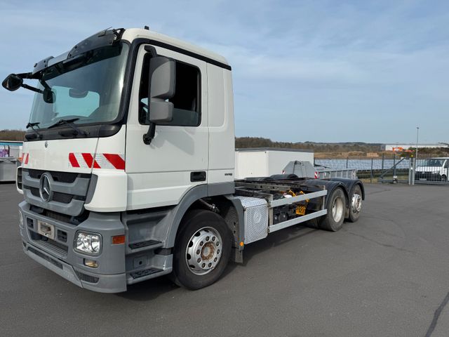 Mercedes-Benz Actros 2536 6x2 Fahrgestell