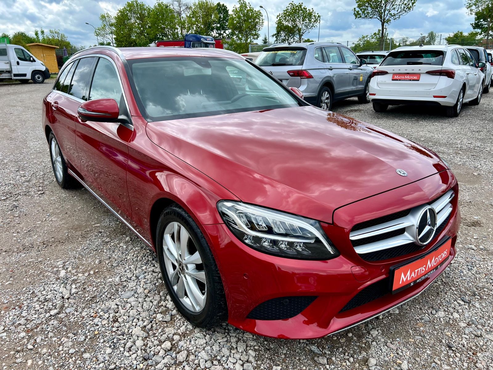 MERCEDES-BENZ C 180 AAC SHZ LED KAMERA NAVI GZJR