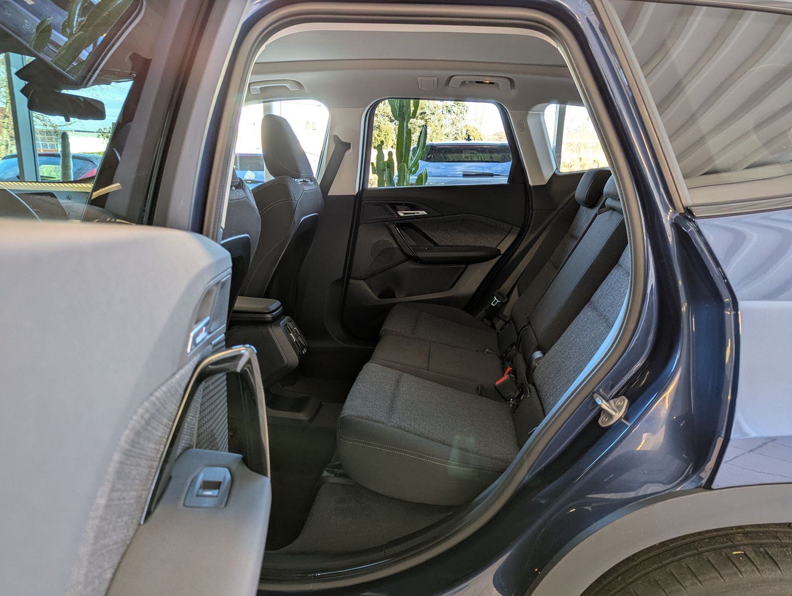 BMW X1 18 i Travel-Paket Pano Kamera AHK - Image 13