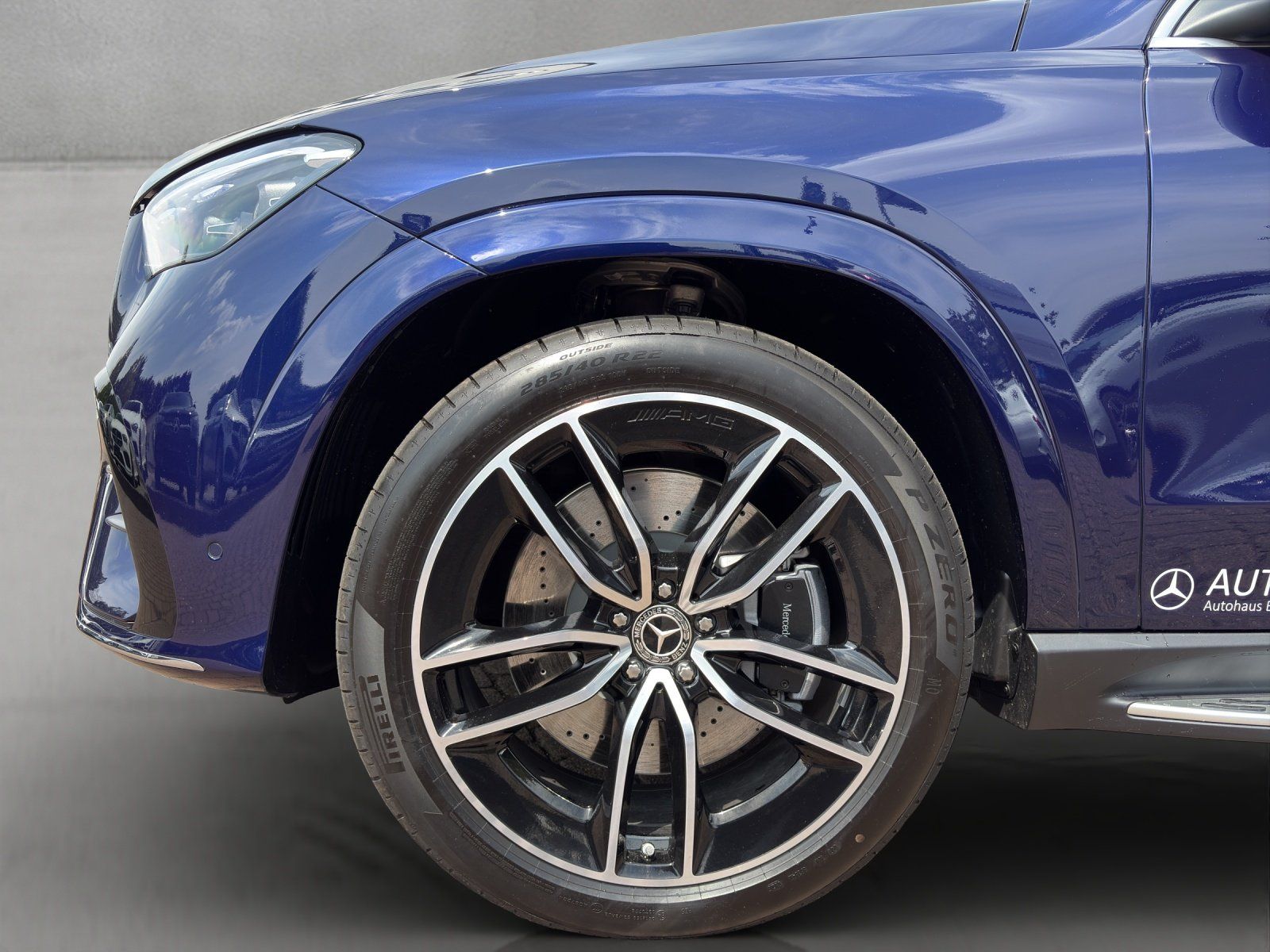 Fahrzeugabbildung Mercedes-Benz GLE 450 d 4M AMG Sitzklima Pano Keyless AHK Dist