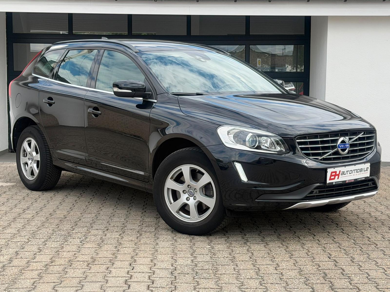 Volvo XC60 Momentum 2WD Aut Navi Xenon Pdc Euro6
