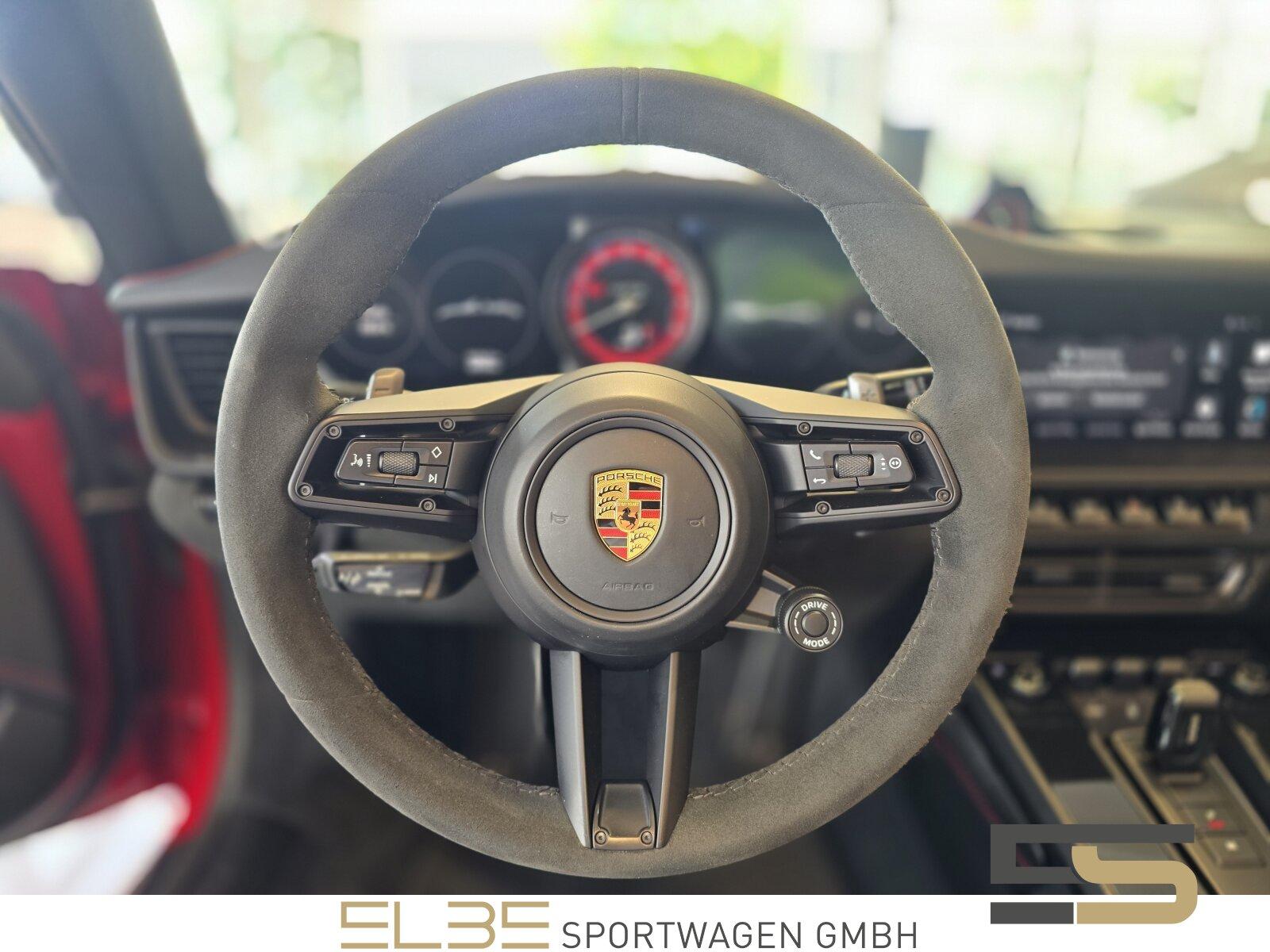 Porsche 911 992 GTS Cabrio BOSE CARBON SPORT GTS-Paket