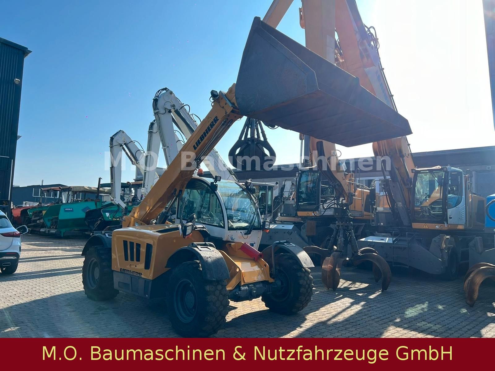 Fahrzeugabbildung Other Liebherr TL 441-7/7m/4,1t /SW/Gabel+Schaufel