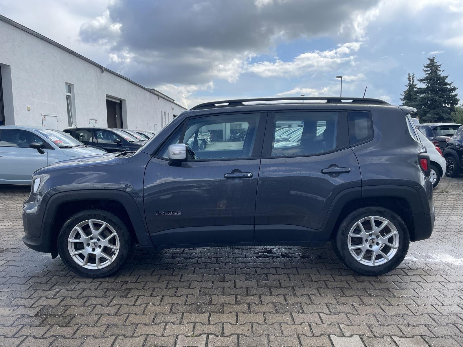 Jeep Renegade - Bild 3