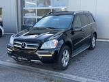 Mercedes-Benz GL 450 4Matic Facelift modell LPG 7 Sitzer AHK - schwarze Mercedes-Benz GL 450