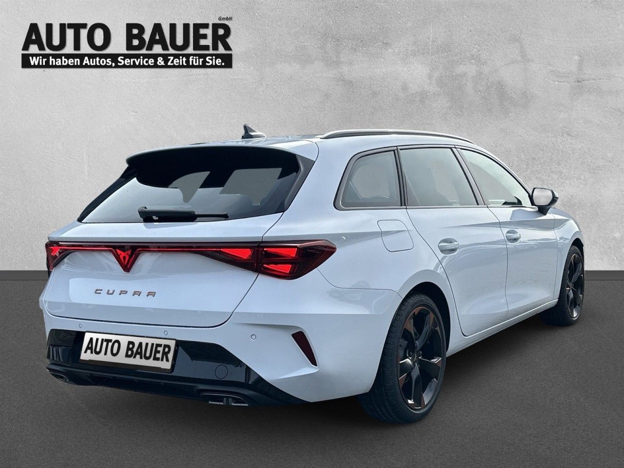 Fahrzeugabbildung CUPRA Leon Sportstourer 1.5 TSI 110 kW (150 PS) 6-Gang - mit KI generiert/bearbeitet