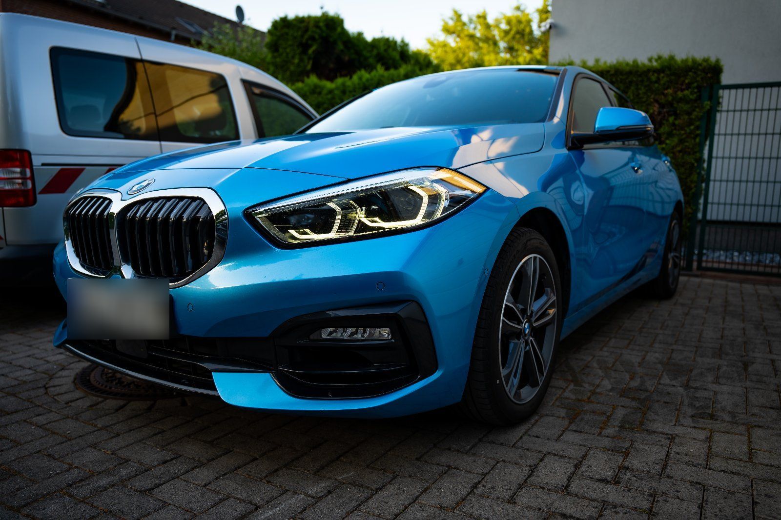 BMW BMW 116i Hatch Advantage Automatik LED Dig...