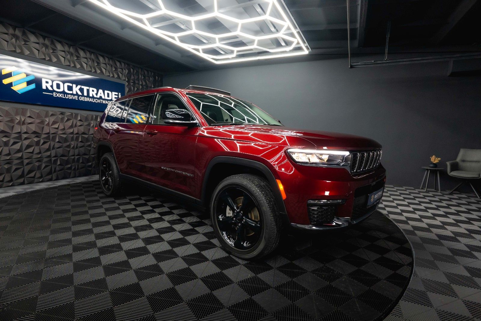 Fahrzeugabbildung Jeep Grand Cherokee 3.6 4x4 LIMITED L Modell 2022 19%